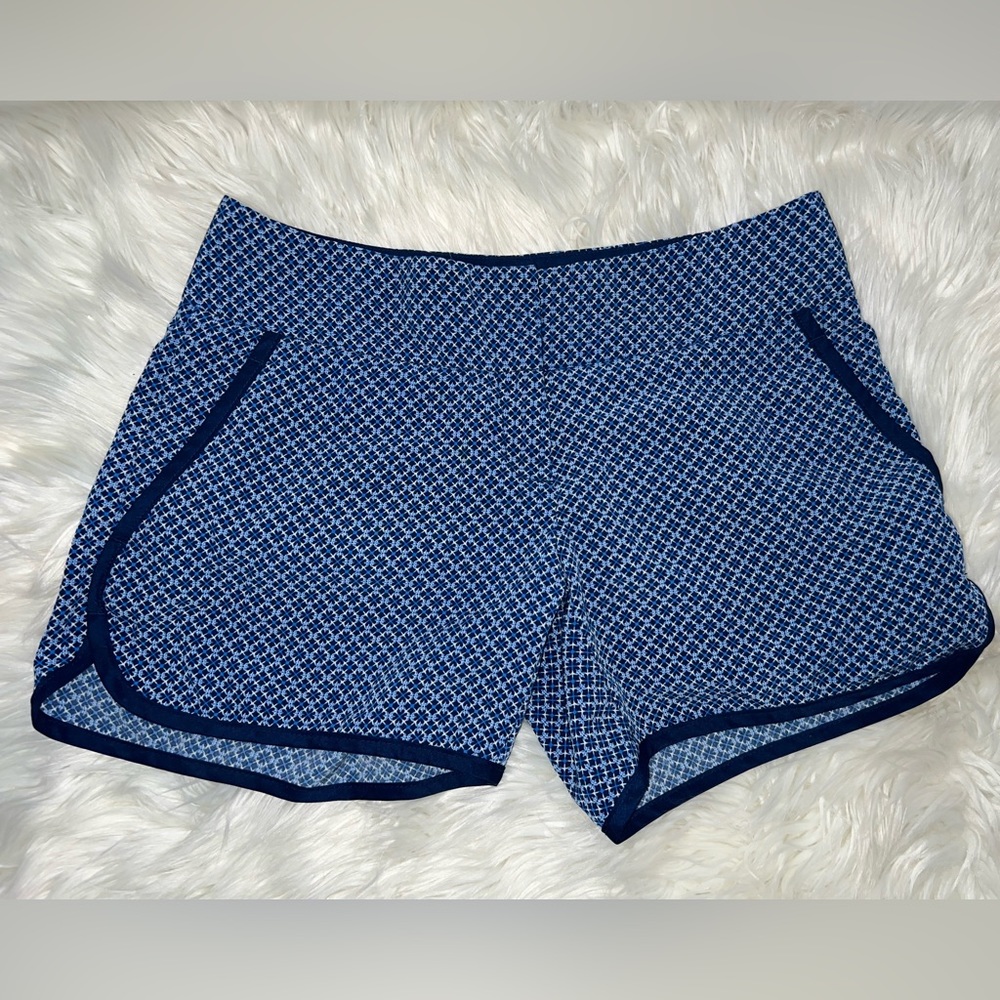 Outback Red Drew Fit Blue Shorts size 2